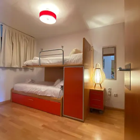 Atico Con Vistas Increibles A Pie De Pista Y Garaje Incluido