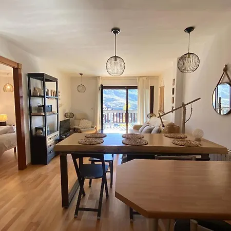 Atico Con Vistas Increibles A Pie De Pista Y Garaje Incluido Apartment