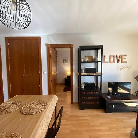 Atico Con Vistas Increibles A Pie De Pista Y Garaje Incluido