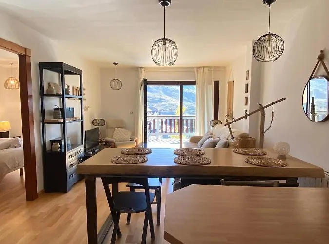 Alquilaeasy Alpha - Atico Con Vistas Increibles A Pie De Pista Y Garaje Incluido Daire